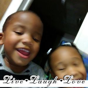 Meet your Posher, Sharon